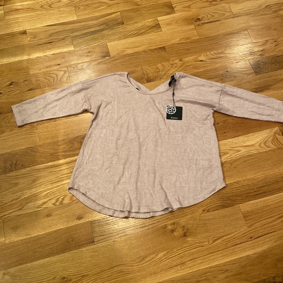 NWT Bobeau Crisscross Back 3/4 Sleeve Top in Adobe Rose - Picture 2 of 8